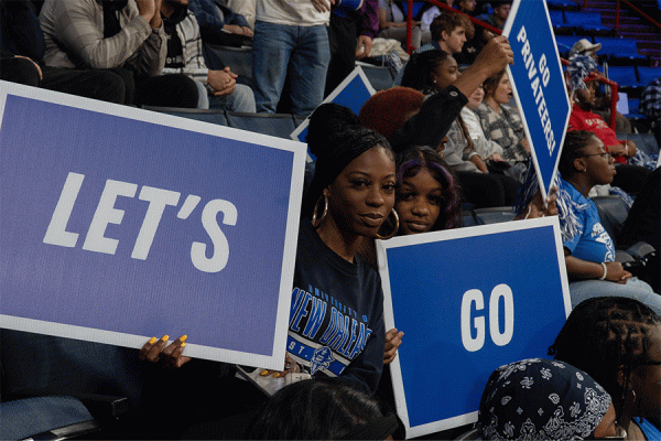 The University of New Orleans is celebrating homecoming week, Nov. 6-11，有一系列的活动.